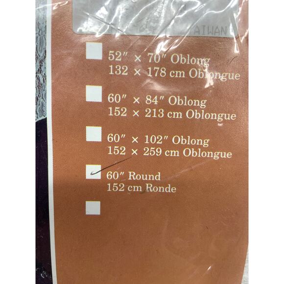 Shadow Rose Lace Table Cloth Round Sz 60" with Plastic Liner and Napkins - Picture 5 of 7